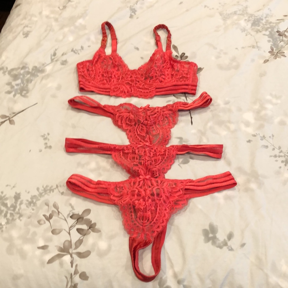 Stella McCartney Bra and Thong (3) set size 32B and Small